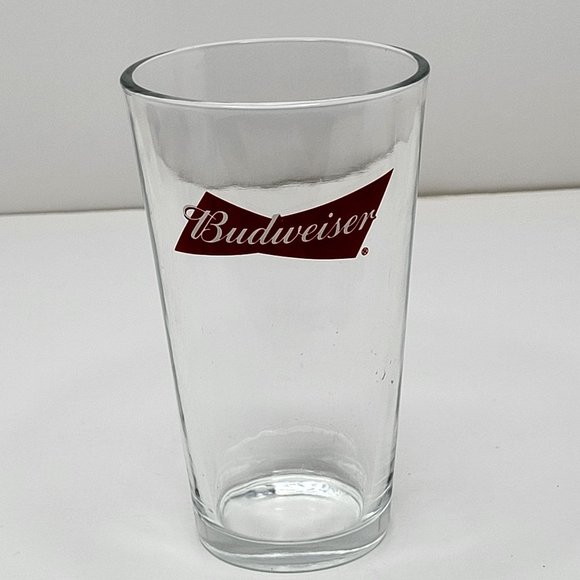 Budweiser Pint Glass - Beer‎ Tumbler - 6" Tall - Picture 1 of 8